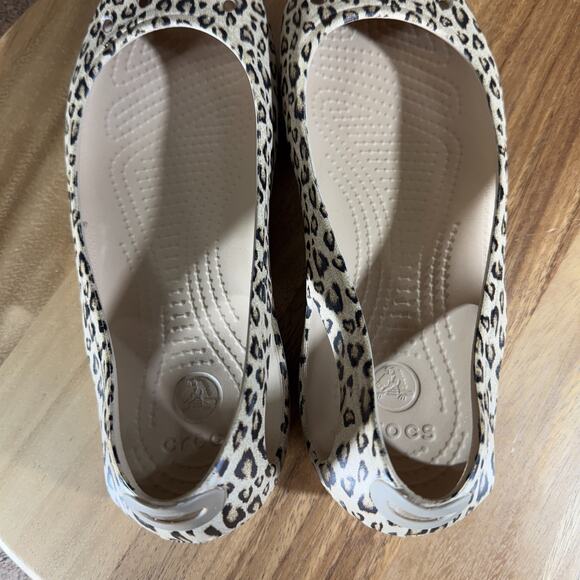 Crocs Kadee Shoes Womens 9 Cream Brown Cheetah Animal Print Ballet Flats Slip On - Picture 6 of 8
